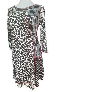Lagenlook Tunic Dress in Black/White/Red Size S/M